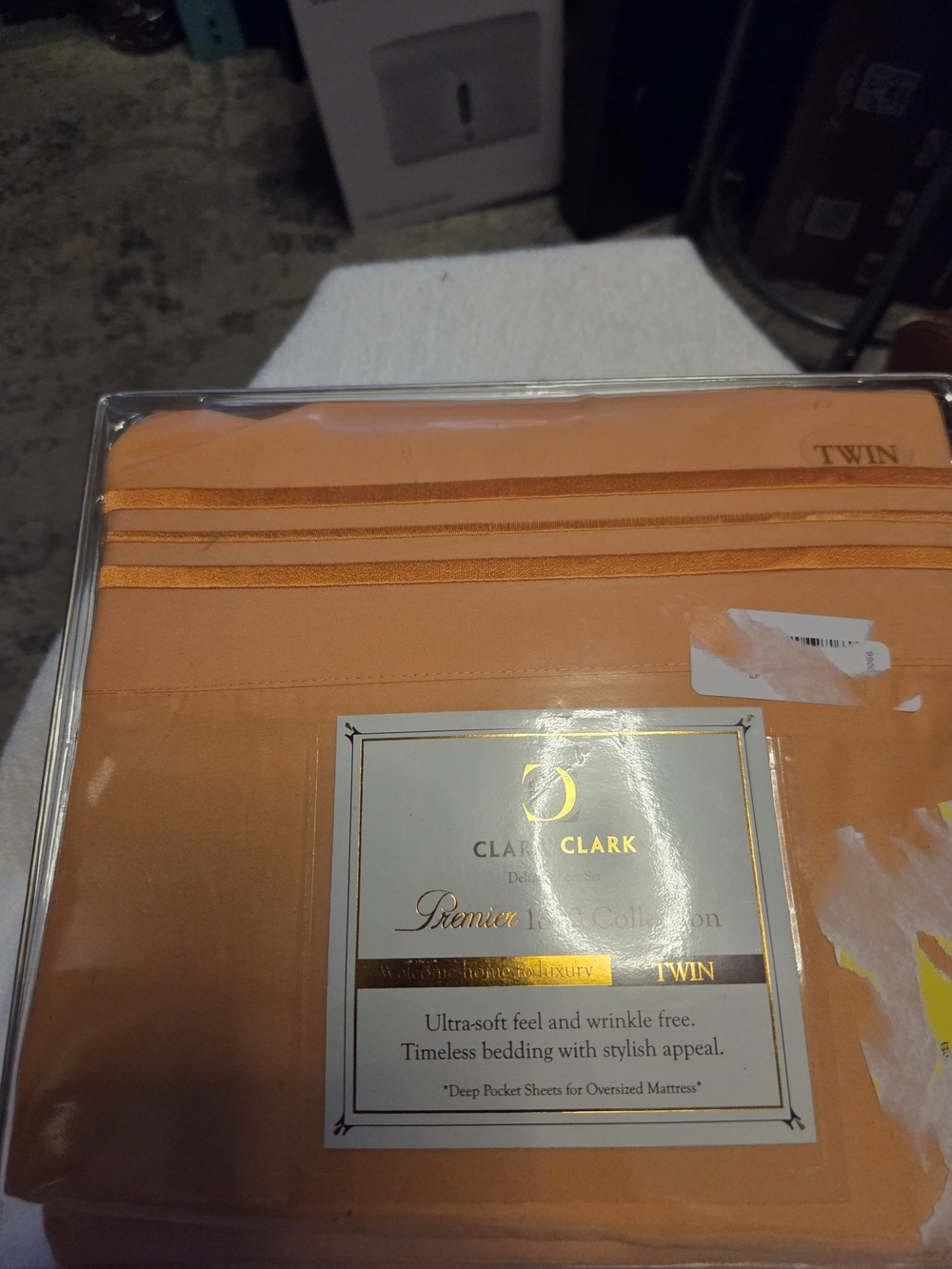Clara Clark Premier 1800 Collection Twin Sheet Set - Orange Trim